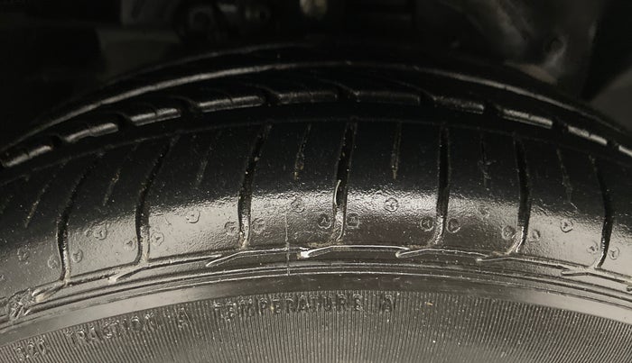 2019 Ford FREESTYLE TREND+ 1.2 TI-VCT, Petrol, Manual, 22,989 km, Right Front Tyre Tread