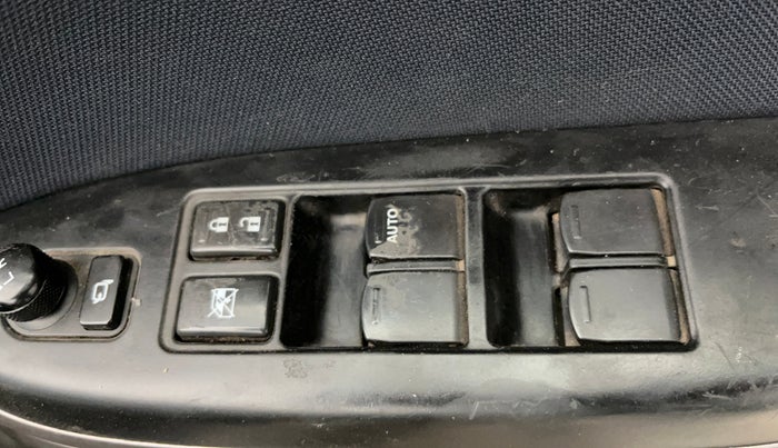 2021 Maruti Baleno ZETA PETROL 1.2, Petrol, Manual, 49,249 km, Driver Side Door Panels Control