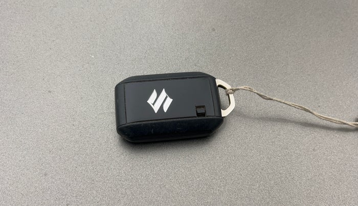 2021 Maruti Baleno ZETA PETROL 1.2, Petrol, Manual, 49,249 km, Key Close Up