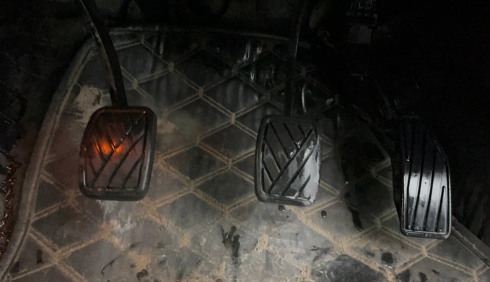 2021 Maruti Baleno ZETA PETROL 1.2, Petrol, Manual, 49,249 km, Pedals