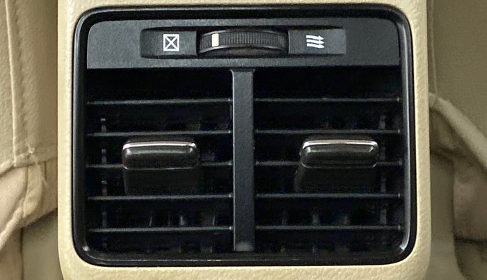 2017 Maruti Ciaz DELTA 1.4 VVT, Petrol, Manual, 44,536 km, Rear AC Vents