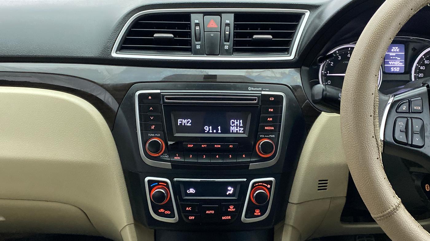 2017 Maruti Ciaz DELTA 1.4 VVT, Petrol, Manual, 44,536 km, Air Conditioner