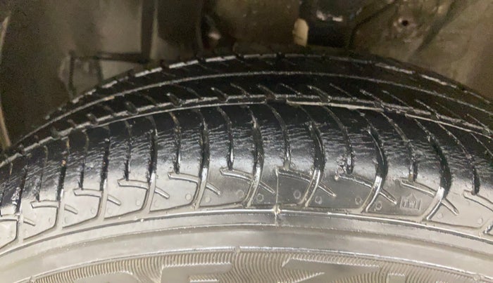 2019 Maruti New Wagon-R ZXI 1.2 AMT, Petrol, Automatic, 25,734 km, Left Front Tyre Tread