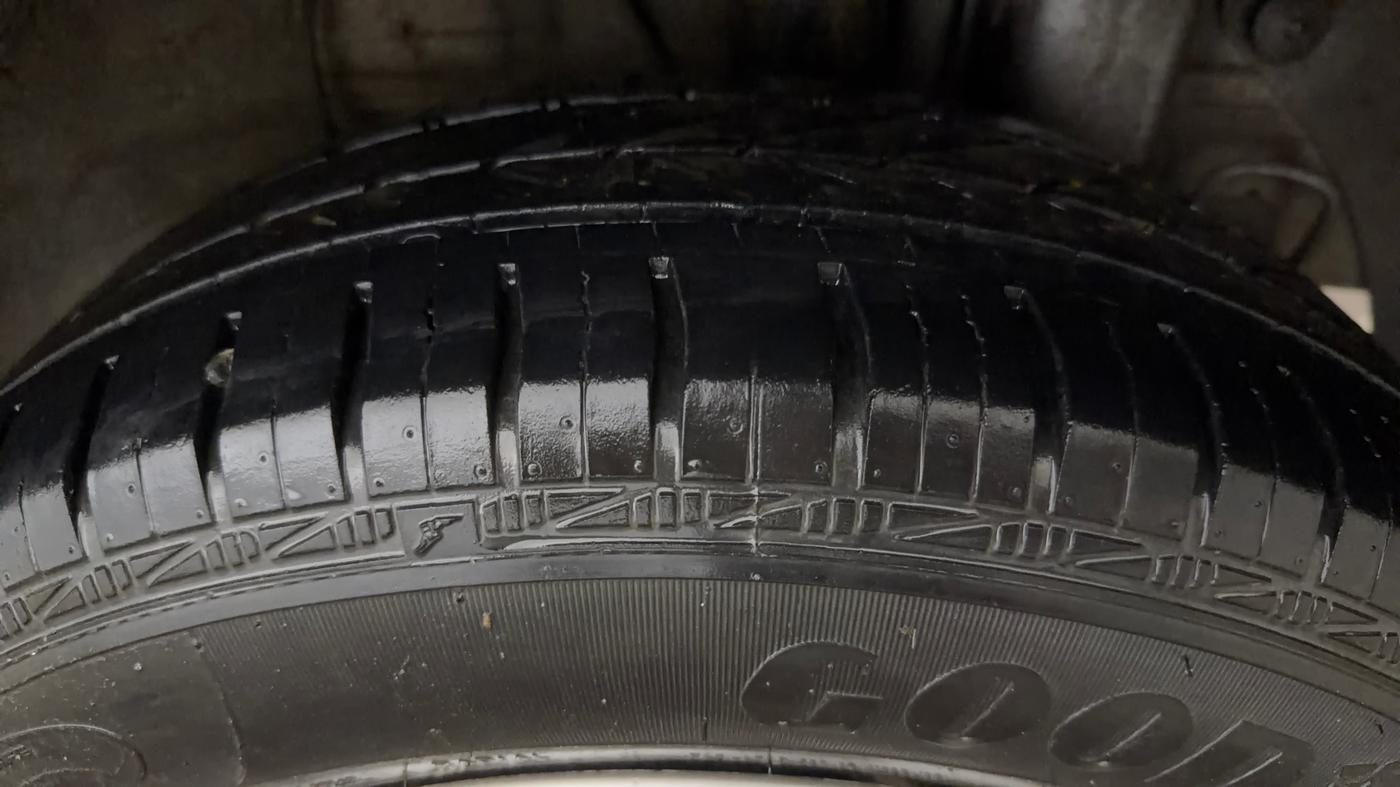 2016 Hyundai Elite i20 SPORTZ 1.2, Petrol, Manual, 60,316 km, Left Rear Tyre Tread