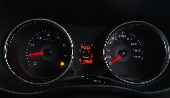 2018 Mahindra TUV300 T8, Diesel, Manual, 49,539 km, Odometer Image