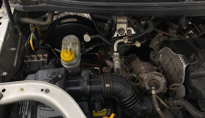 2018 Mahindra TUV300 T8, Diesel, Manual, 49,539 km, Engine View - Right