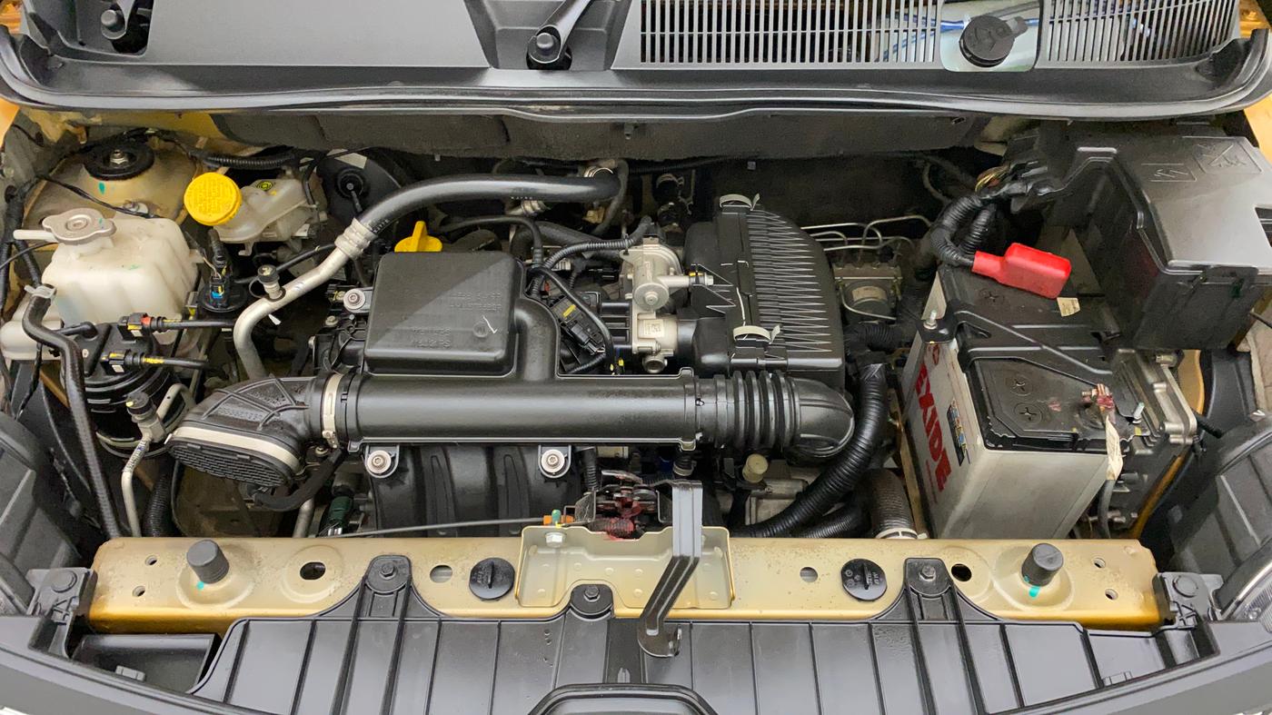 2022 Renault TRIBER RXZ AMT, Petrol, Automatic, 7,135 km, Open Bonet