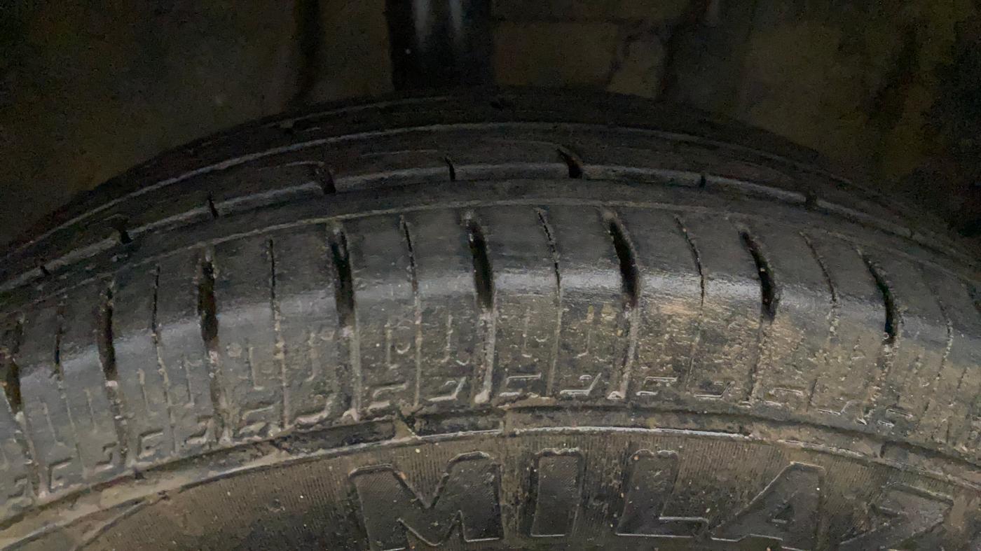 2018 Datsun Go REMIX EDITION, Petrol, Manual, 1,16,791 km, Right Front Tyre Tread