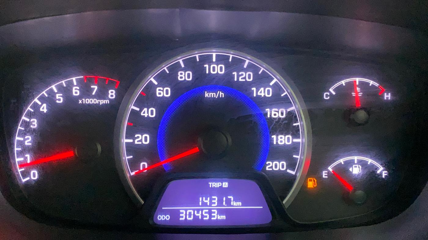 2017 Hyundai Grand i10 SPORTZ (O) 1.2 KAPPA VTVT, Petrol, Manual, 30,453 km, Odometer Image