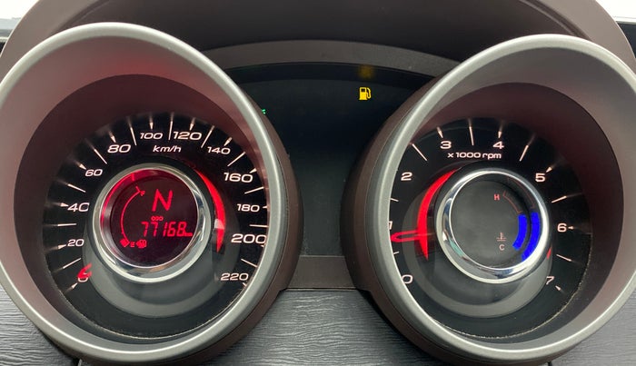 2015 Mahindra XUV500 W6 4X2, Diesel, Manual, 77,326 km, Odometer Image