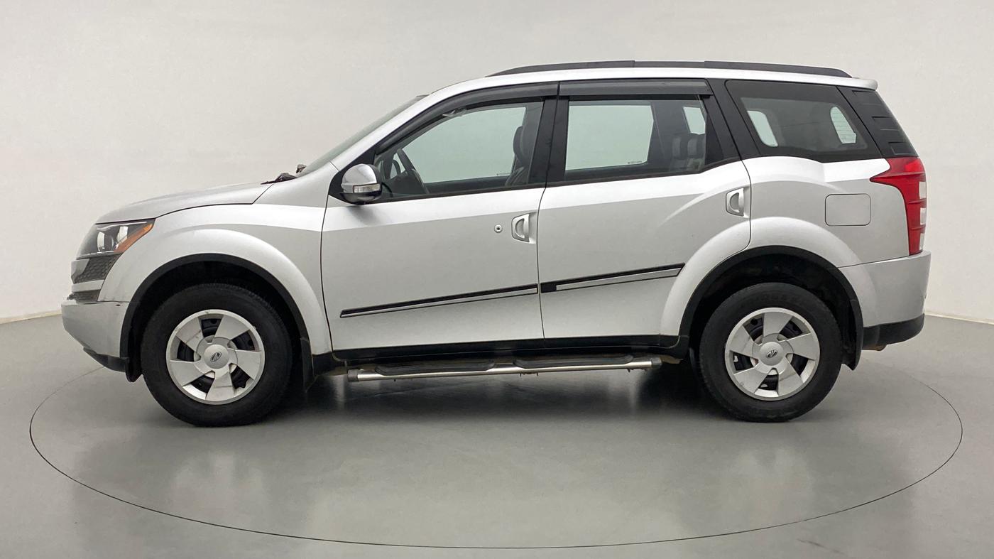 2015 Mahindra XUV500 W6 4X2, Diesel, Manual, 77,326 km, Left Side