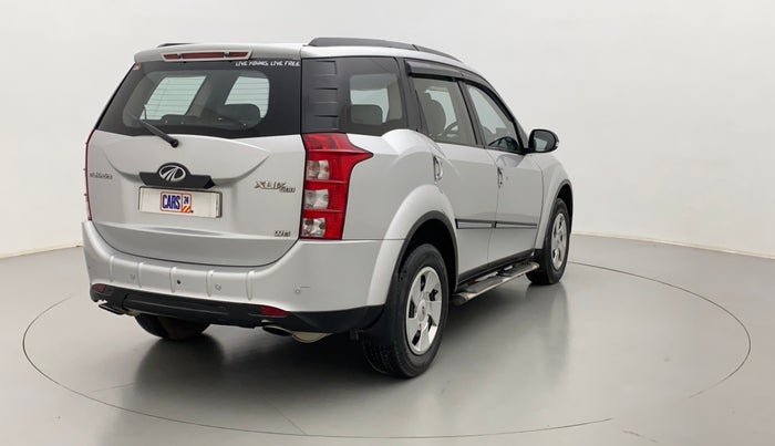 2015 Mahindra XUV500 W6 4X2, Diesel, Manual, 77,326 km, Right Back Diagonal