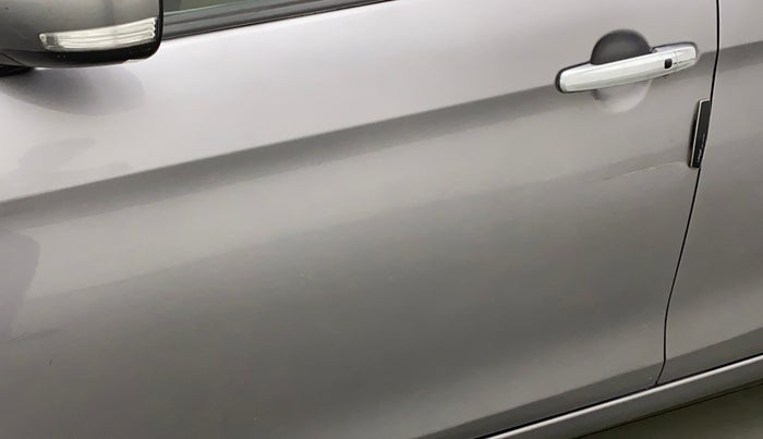 2016 Maruti Ciaz ZXI AT, Petrol, Automatic, 83,055 km, Front passenger door - Slightly dented
