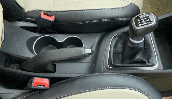 2021 Hyundai Verna SX PETROL MT, Petrol, Manual, 22,228 km, Gear Lever