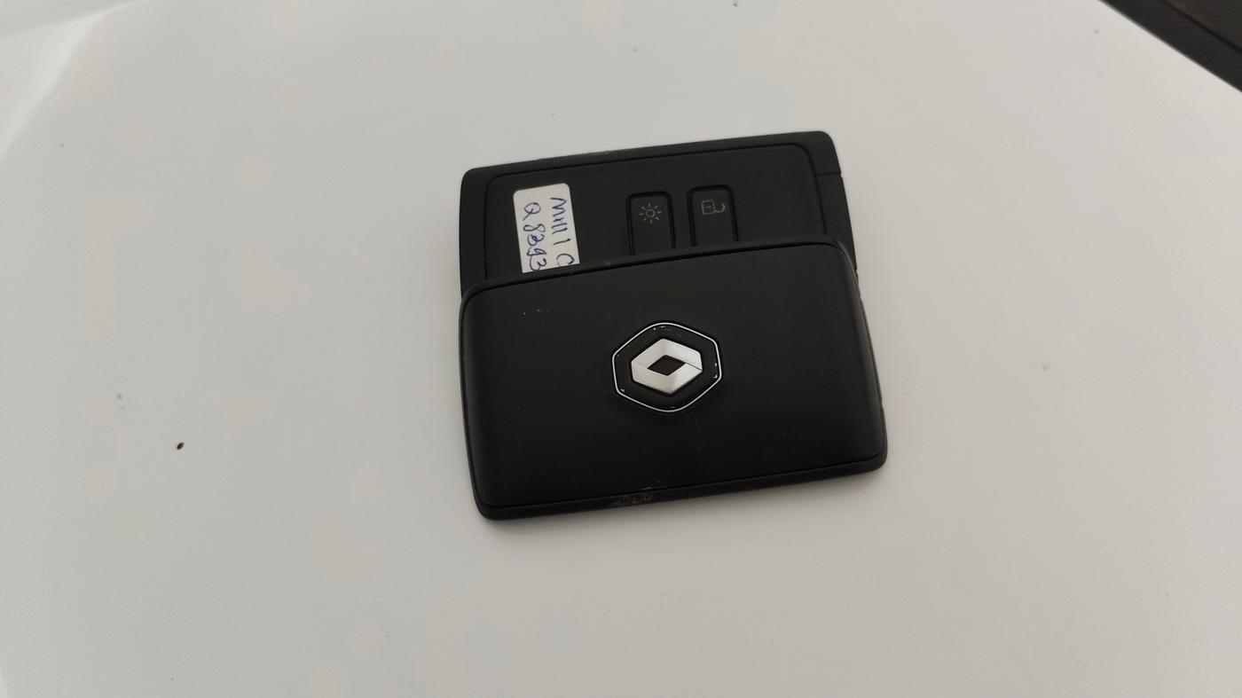 2019 Renault TRIBER RXZ, Petrol, Manual, 75,895 km, Key Close Up