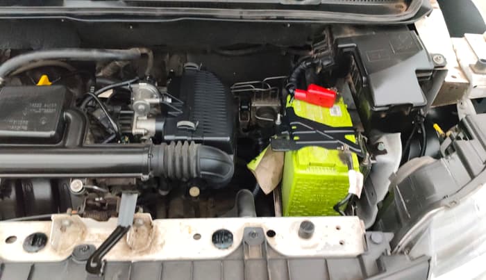 2019 Renault TRIBER RXZ, Petrol, Manual, 75,895 km, Engine View - Left