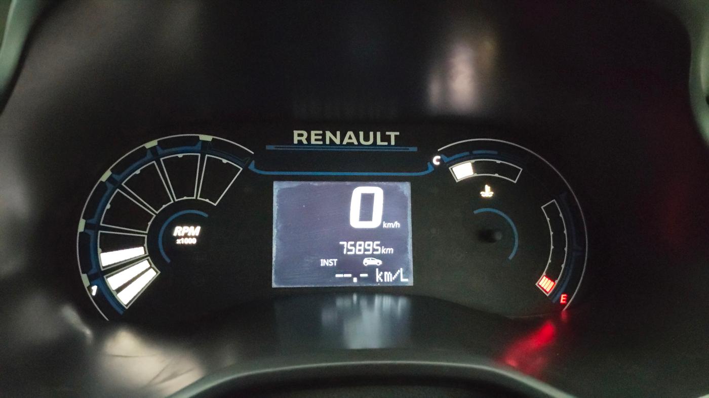 2019 Renault TRIBER RXZ, Petrol, Manual, 75,895 km, Odometer Image