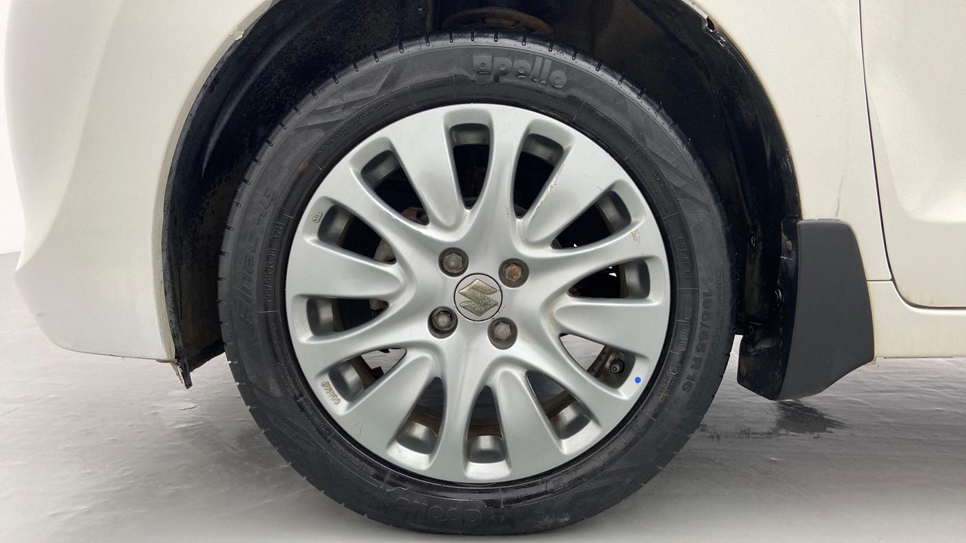 2016 Maruti Baleno ZETA 1.2 K12, Petrol, Manual, 41,176 km, Left Front Wheel