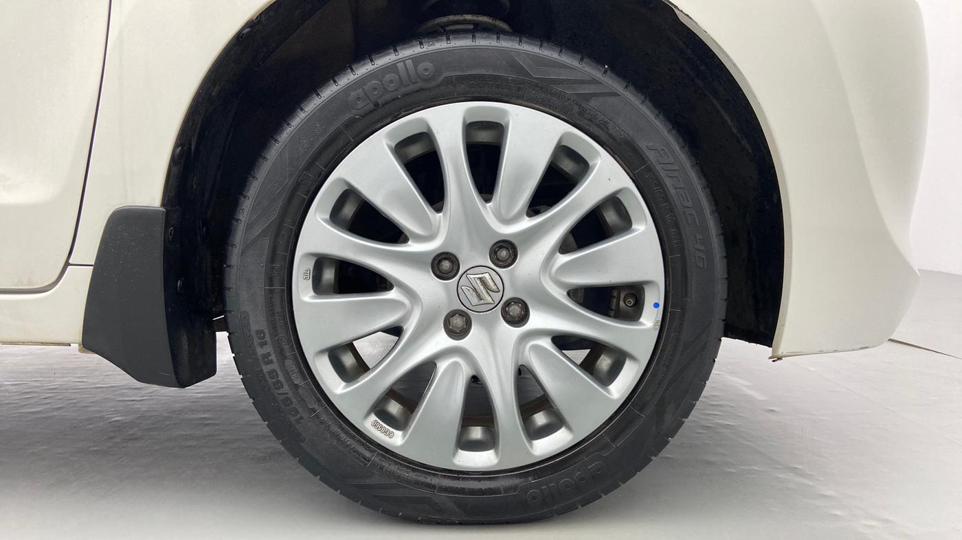 2016 Maruti Baleno ZETA 1.2 K12, Petrol, Manual, 41,176 km, Right Front Wheel