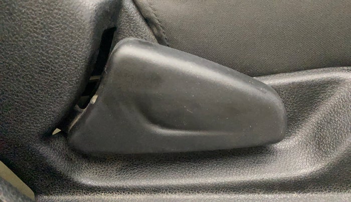 2021 Renault Kwid RXL, Petrol, Manual, 29,042 km, Driver Side Adjustment Panel