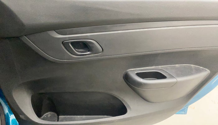 2021 Renault Kwid RXL, Petrol, Manual, 29,042 km, Driver Side Door Panels Control