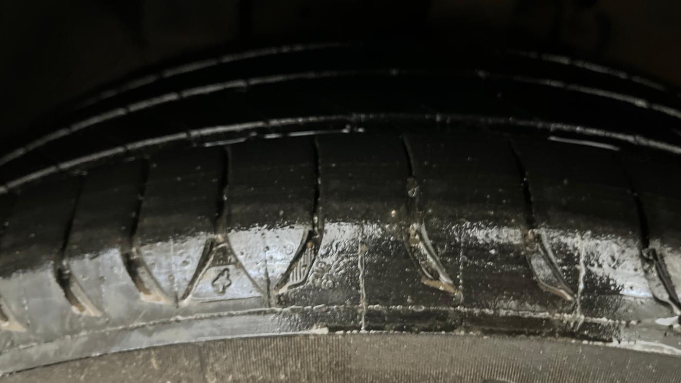 2019 Ford Ecosport TITANIUM + 1.5L PETROL AT, Petrol, Automatic, 34,019 km, Left Front Tyre Tread