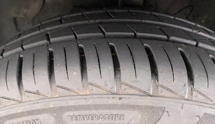 2021 Hyundai GRAND I10 NIOS SPORTZ 1.2 AT, Petrol, Automatic, 2,015 km, Left Front Tyre Tread
