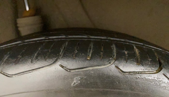 2018 Hyundai Verna 1.6 VTVT SX (O) AT, Petrol, Automatic, 55,391 km, Right Rear Tyre Tread