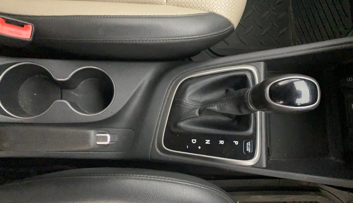 2018 Hyundai Verna 1.6 VTVT SX (O) AT, Petrol, Automatic, 55,391 km, Gear Lever