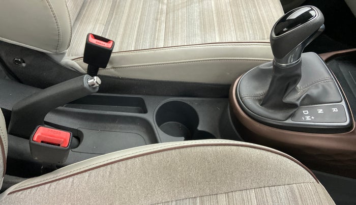 2020 Hyundai AURA SX PLUS 1.2 AMT, Petrol, Automatic, 39,886 km, Gear Lever