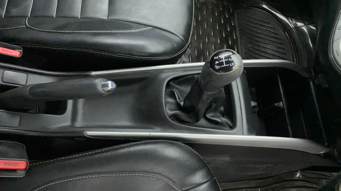 2017 Maruti Baleno DELTA PETROL 1.2, Petrol, Manual, 41,960 km, Gear Lever