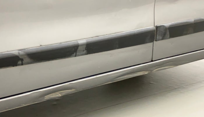 2012 Maruti Wagon R 1.0 LXI, Petrol, Manual, 69,981 km, Left running board - Slightly dented
