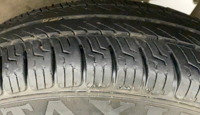2012 Maruti Wagon R 1.0 LXI, Petrol, Manual, 69,981 km, Left Rear Tyre Tread