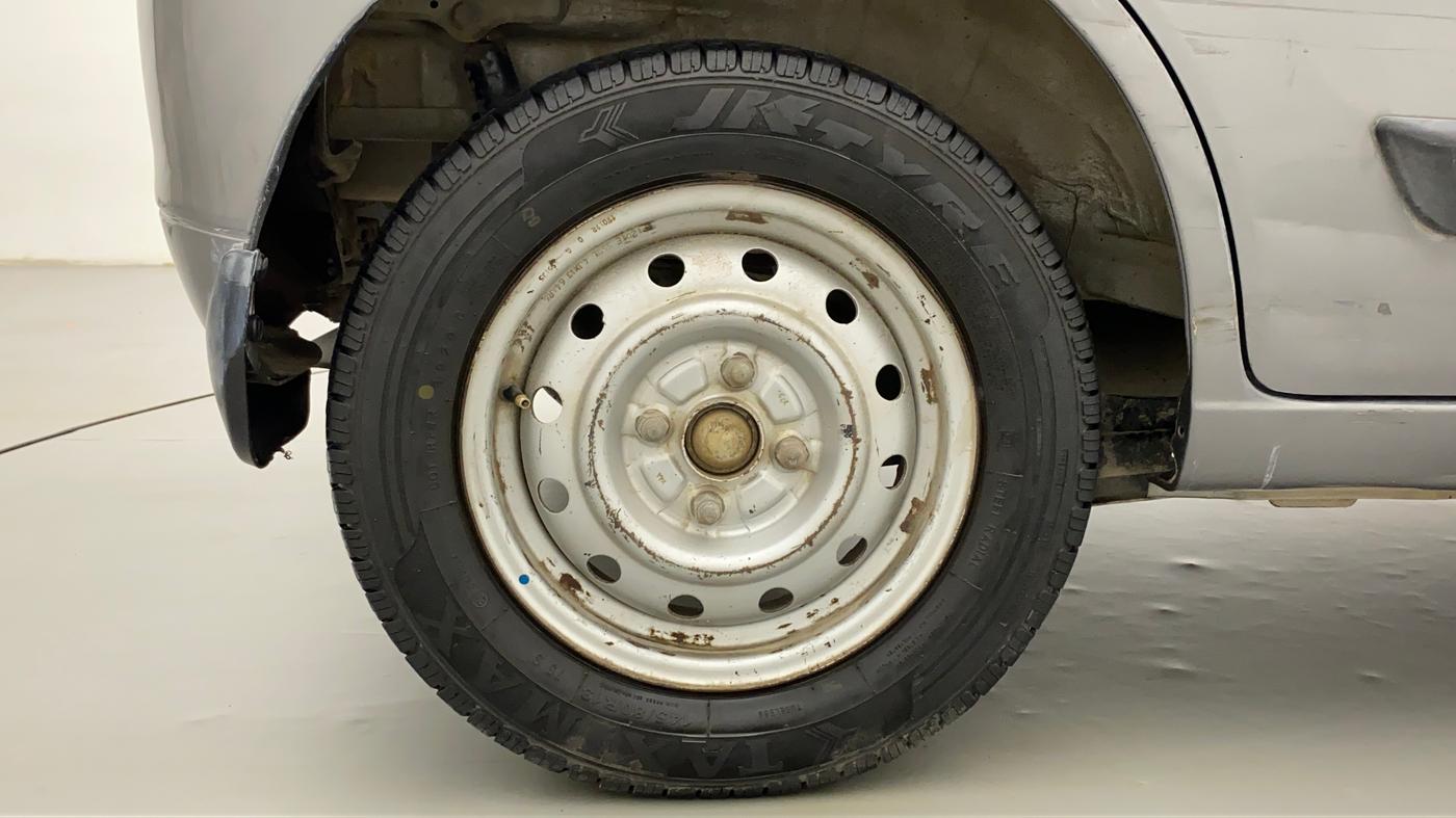 2012 Maruti Wagon R 1.0 LXI, Petrol, Manual, 69,981 km, Right Rear Wheel
