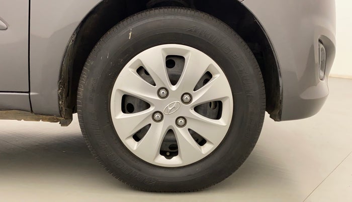 2012 Hyundai i10 SPORTZ 1.2 AT, Petrol, Automatic, 11,895 km, Right Front Wheel