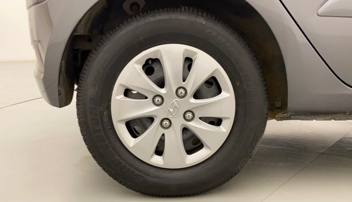 2012 Hyundai i10 SPORTZ 1.2 AT, Petrol, Automatic, 11,895 km, Right Rear Wheel