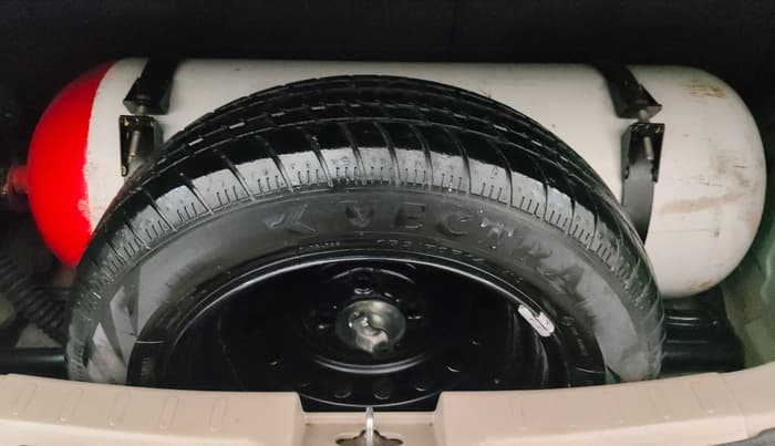 2016 Maruti Celerio VXI CNG, CNG, Manual, 70,667 km, Spare Tyre