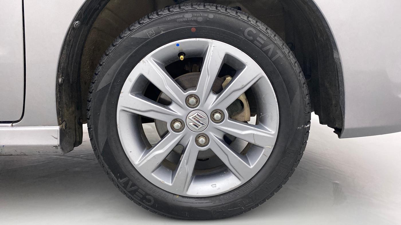 2018 Maruti Wagon R 1.0 VXI+ OPT. AMT, Petrol, Automatic, 81,020 km, Right Front Wheel