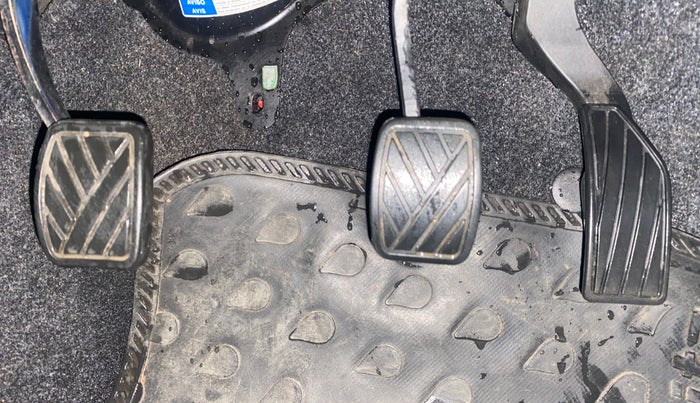 2013 Maruti Ritz ZXI, Petrol, Manual, 29,725 km, Pedals