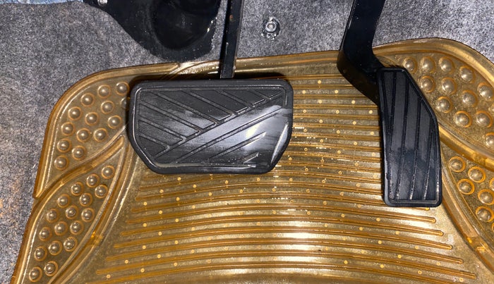 2014 Maruti Celerio VXI AMT, Petrol, Automatic, 97,050 km, Pedals