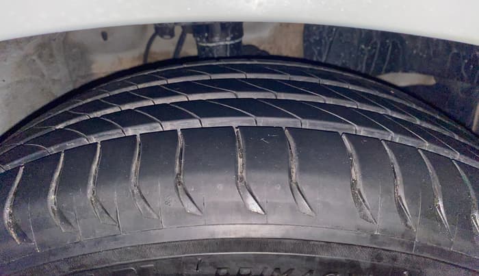 2021 Honda City 1.5L I-VTEC V MT 4TH GEN, Petrol, Manual, 61,755 km, Right Front Tyre Tread
