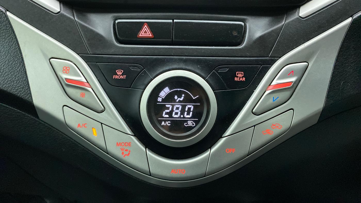 2017 Maruti Baleno ZETA PETROL 1.2, Petrol, Manual, 57,258 km, Automatic Climate Control