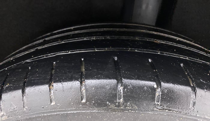 2017 Maruti Baleno ZETA PETROL 1.2, Petrol, Manual, 57,258 km, Left Rear Tyre Tread