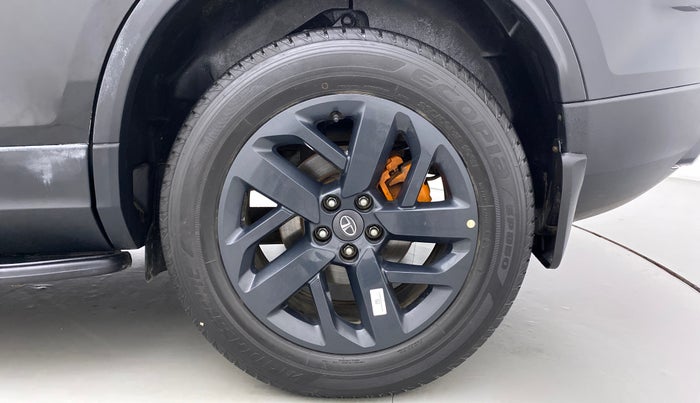 2022 Tata Safari XTA+ DARK EDITION , Diesel, Automatic, 20,673 km, Left Rear Wheel