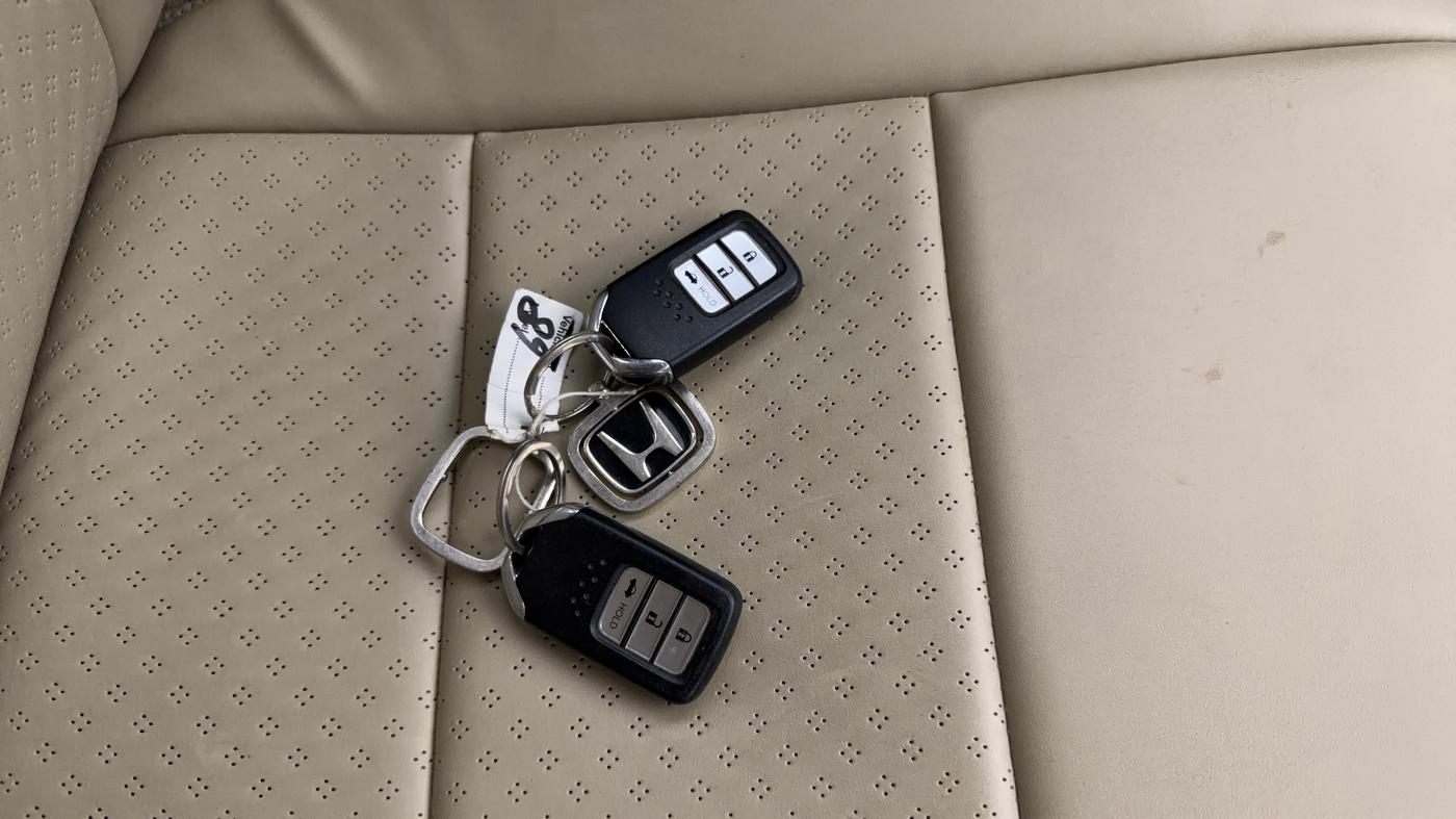 2023 Honda City 1.5L I-VTEC VX, Petrol, Manual, 18,827 km, Key Close Up