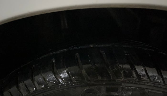 2017 Honda Amaze 1.2L I-VTEC S, CNG, Manual, 58,319 km, Right Rear Tyre Tread