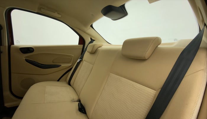 2021 Ford Figo Aspire TITANIUM 1.2 PETROL, Petrol, Manual, 29,246 km, Right Side Rear Door Cabin