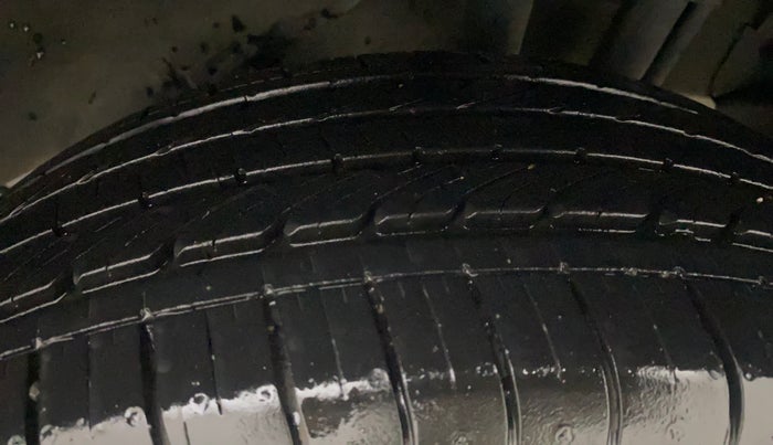 2023 Tata NEXON XMA SUNROOF PETROL, Petrol, Automatic, 14,457 km, Left Rear Tyre Tread