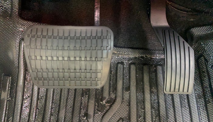 2023 Tata NEXON XMA SUNROOF PETROL, Petrol, Automatic, 14,457 km, Pedals