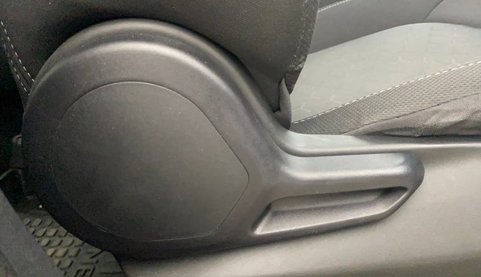 2023 Tata NEXON XMA SUNROOF PETROL, Petrol, Automatic, 14,457 km, Driver Side Adjustment Panel